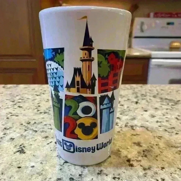 Disney 2020 Travel Mug - Picture 1 of 7